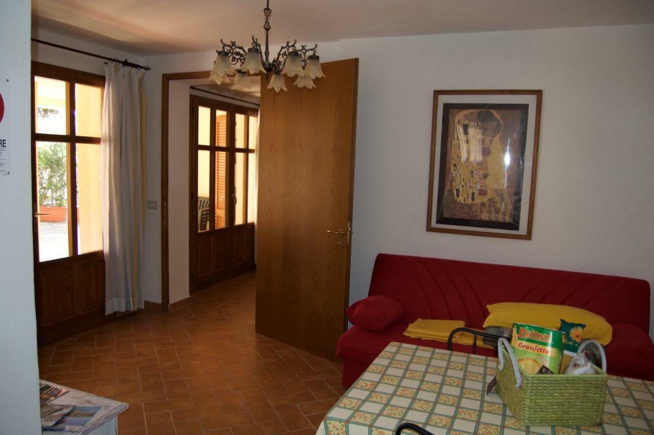 Casale Il Vento Lägenhet Abbadia di Montepulciano Exteriör bild